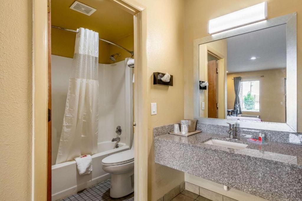 Southern Inn And Suites 斯帕坦堡 外观 照片