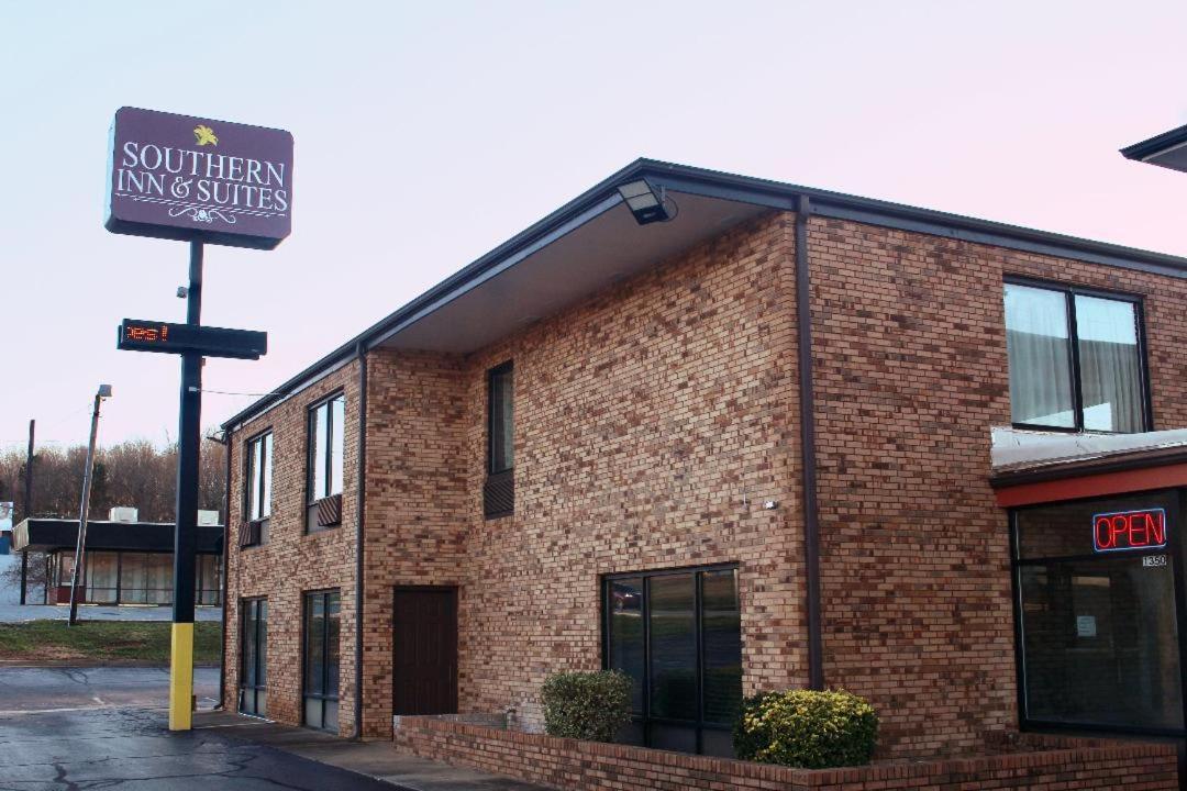 Southern Inn And Suites 斯帕坦堡 外观 照片