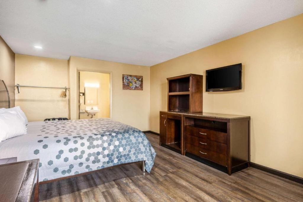 Southern Inn And Suites 斯帕坦堡 外观 照片