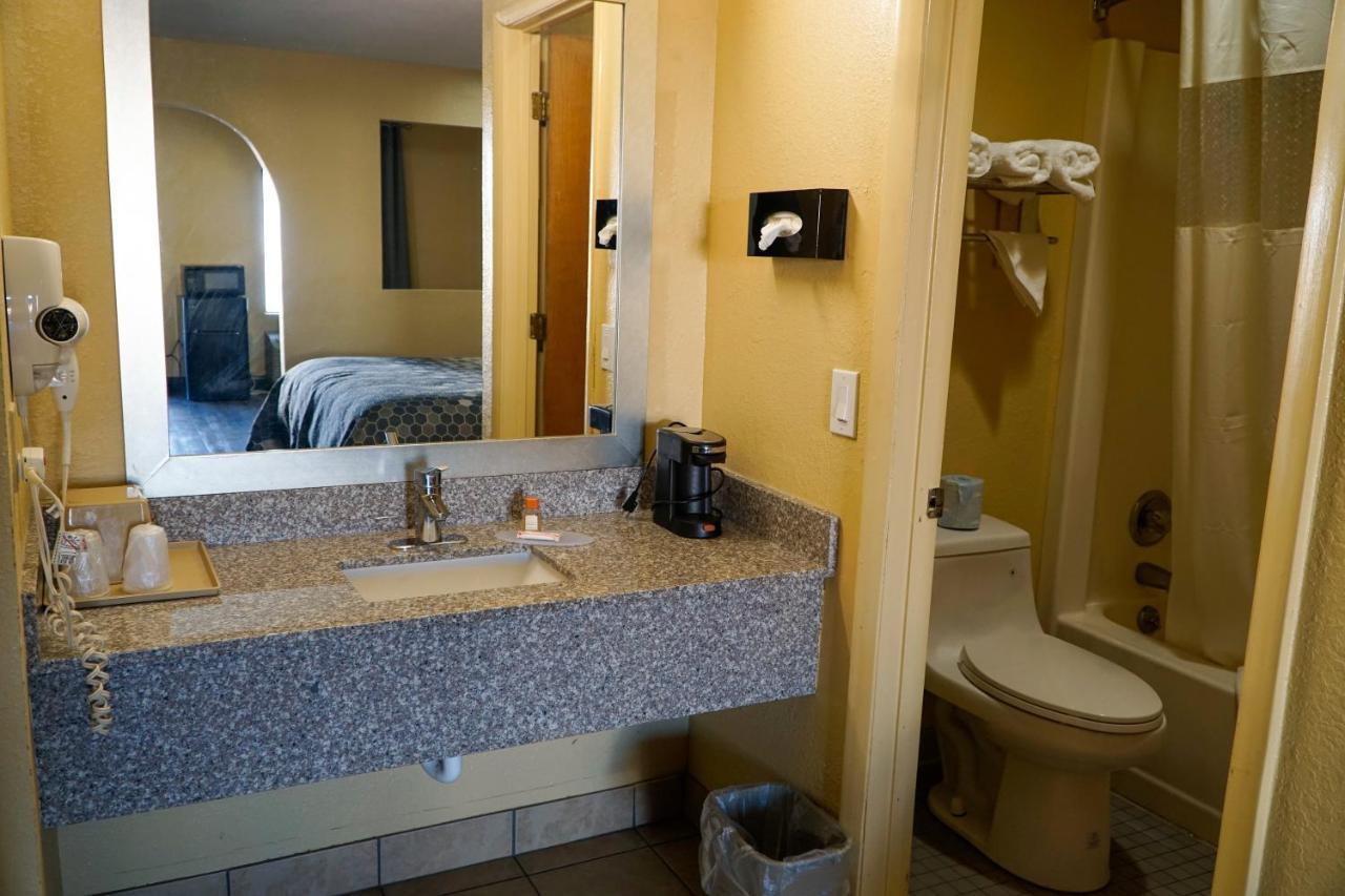 Southern Inn And Suites 斯帕坦堡 外观 照片